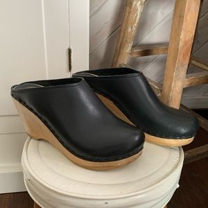 No.6 New School Wedge Clog Sz 36